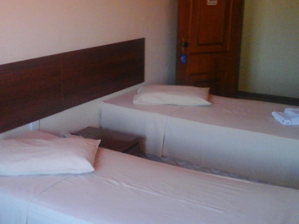 Hotel Paris Campo Grande  Zimmer foto